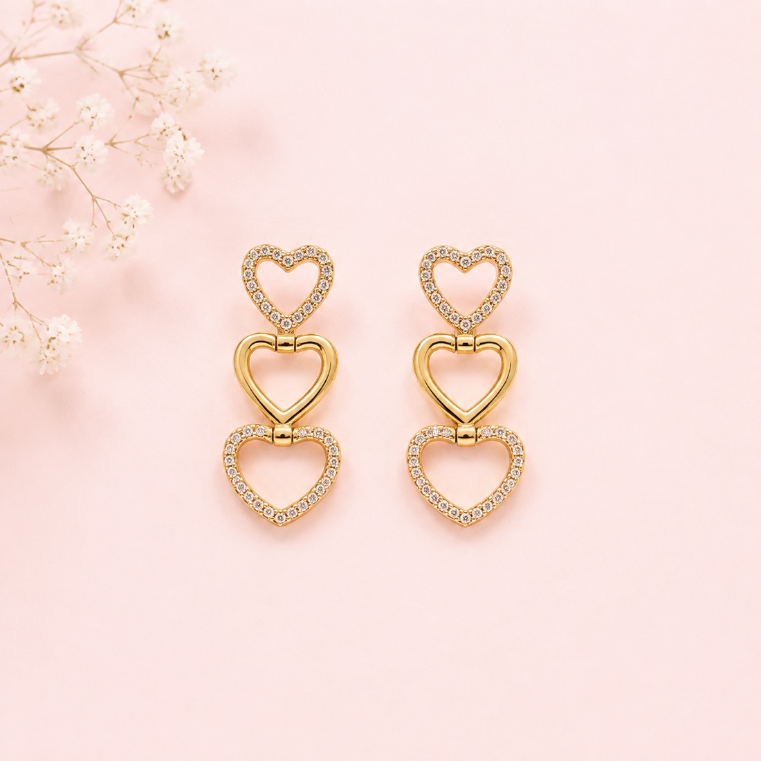 Aretes Corazones · Baño de oro 18k · antialérgico