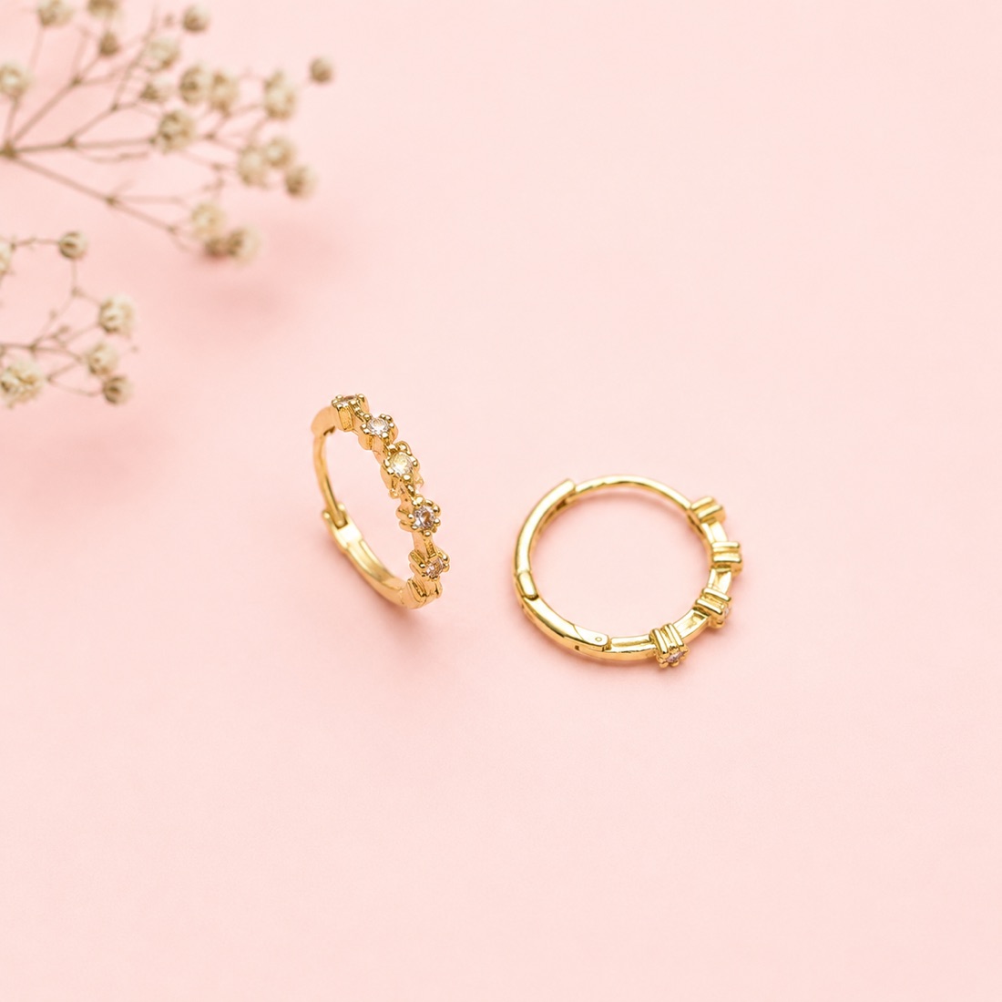 Aretes Flor · Baño de oro 18k · antialérgico