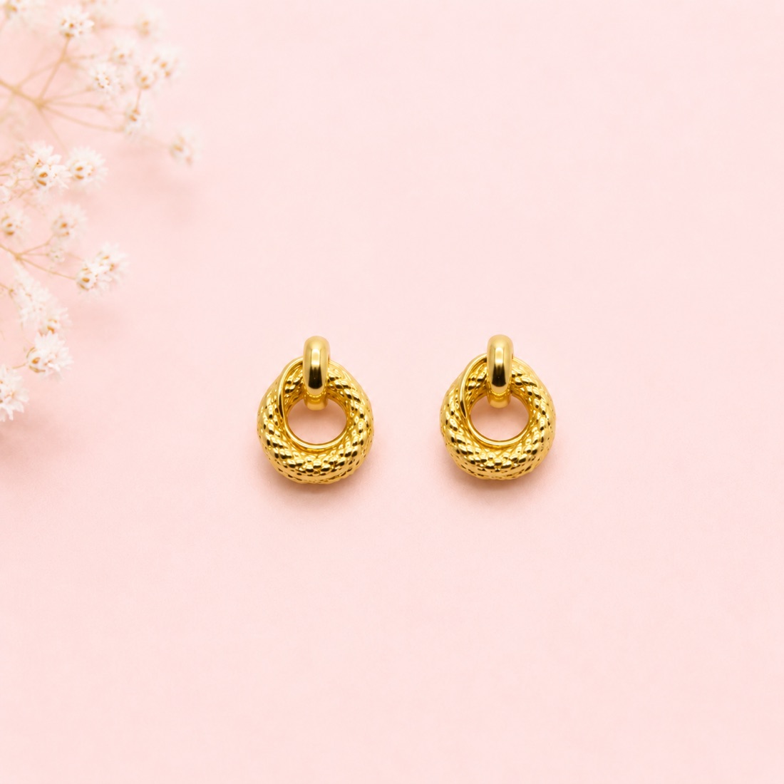 Aretes Lazo · Baño de oro 18k · antialérgico
