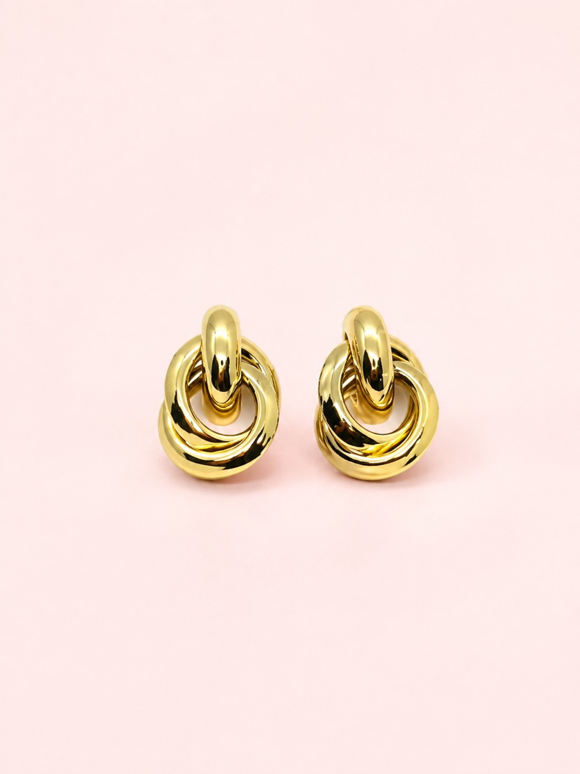 Aretes Nudo · Baño de oro 18k · antialérgico