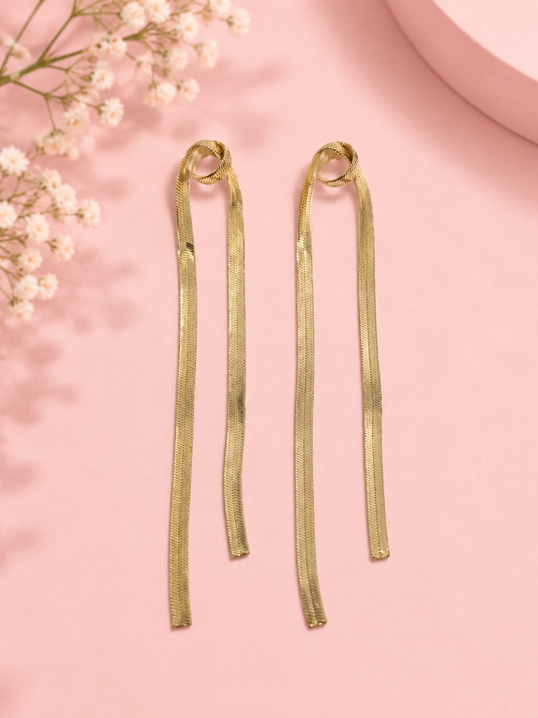 Aretes Élan · Cobre enchapado en oro de 18k