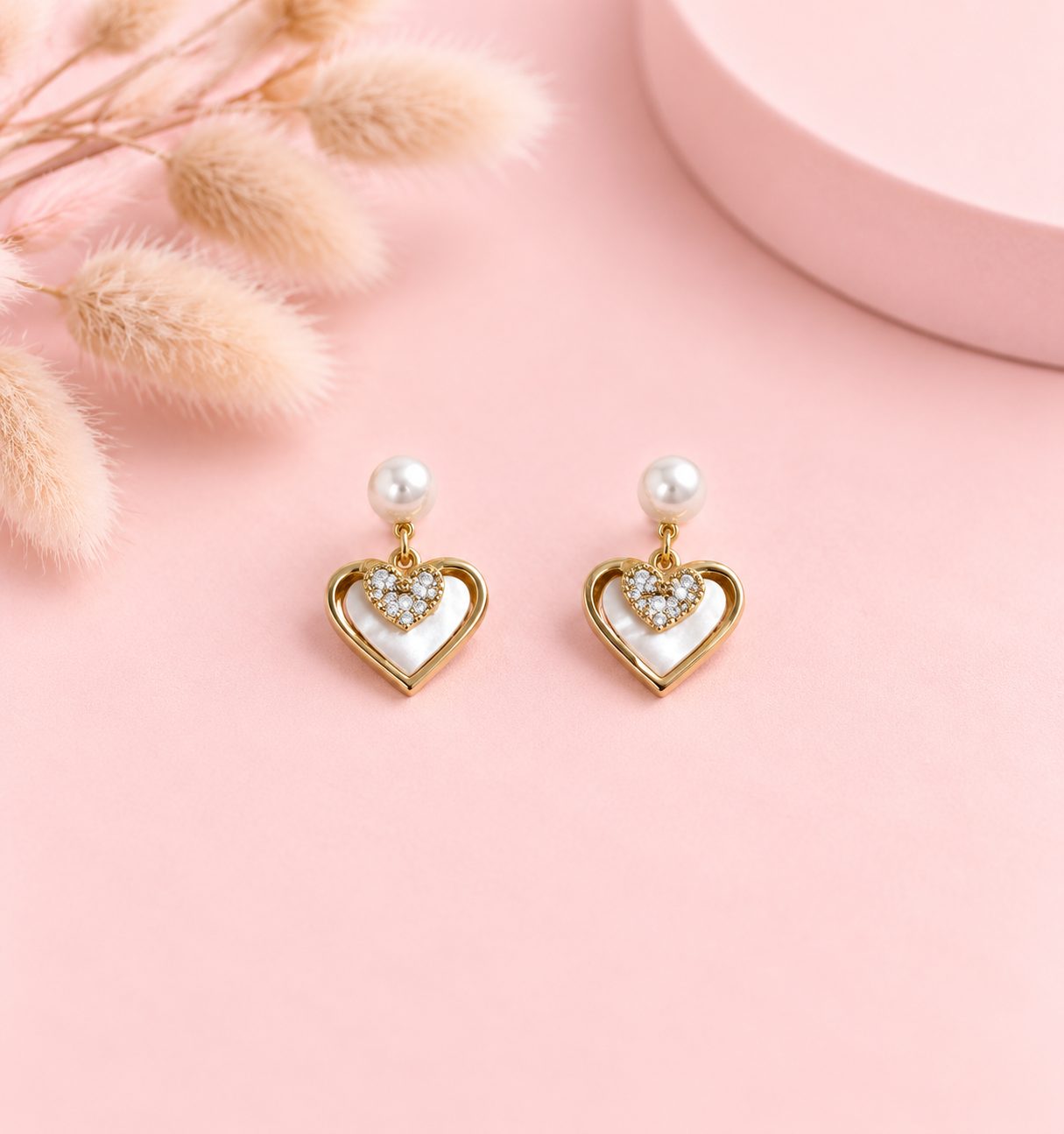 Aretes Colette · Cobre enchapado en oro de 18k 