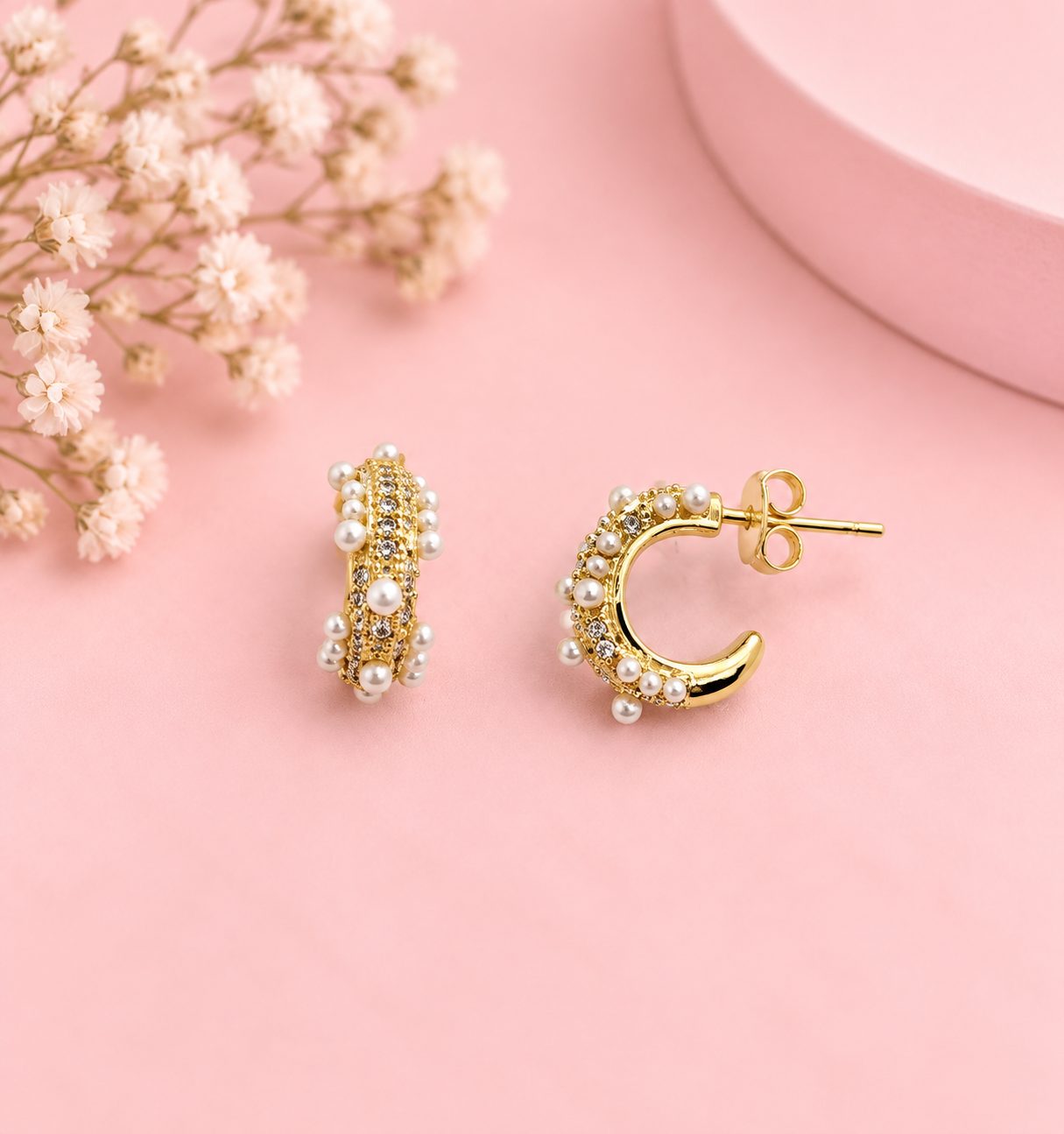 Argollas Perla Belle · Cobre enchapado en oro de 18k 
