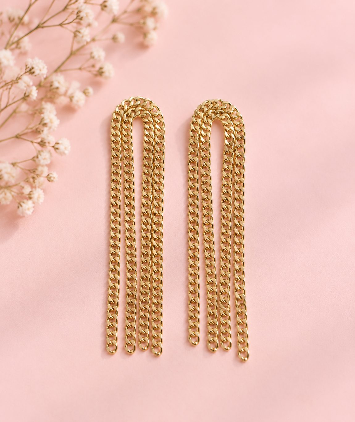 Aretes Chain Élan · Cobre enchapado en oro de 18k 