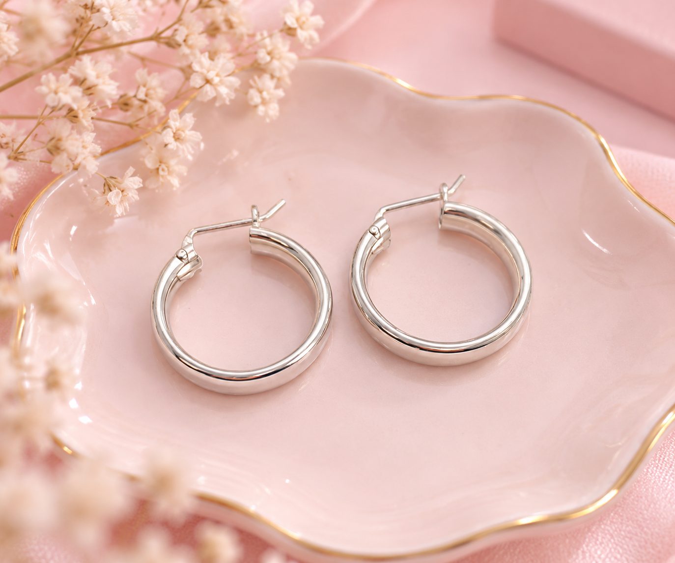 Aretes Brillo Sutil Grueso · Plata 950 · VALPAU